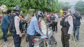 Pasca Bom Bunuh Diri di Makassar, Polisi Perketat Pengamanan di Batas Kota Gowa-Makassar 