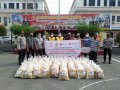 Polres Gowa Salurkan 100 Paket Sembako Untuk Masyarakat Prasejahtera