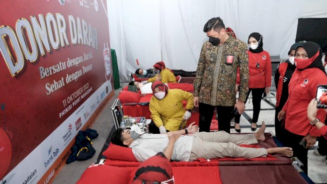 Foto: Donor Darah dan Vaksin, PMI Sulsel Bersama Perempuan Indonesia Maju