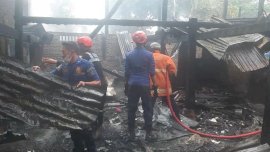 Dua Rumah Semi Permanen di Bontonompo Ludes Terbakar,Tidak Ada Korban Jiwa